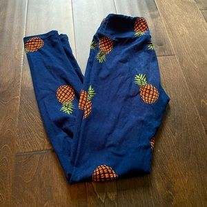 Pineapple tween leggings.